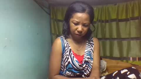 viviane0812 online show from October 2025 11:19:01 AM