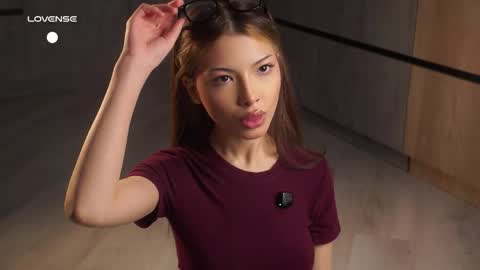 Snapshot of viviangood chatting on May 2026 01:50:02 PM Naomi online show from May 2026 01:50:02 PM