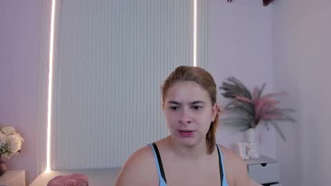 vivianowen9 online show from March 2026 12:22:01 PM