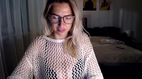 VI       online show from January 2025 03:36:02 PM