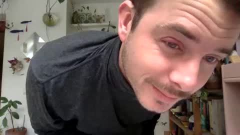 Snapshot of vivid_ether chatting on December 2024 09:19:02 AM Viv online show from December 2024 09:19:02 AM