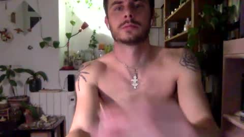 Snapshot of vivid_ether chatting on March 2025 09:15:01 PM Viv online show from March 2025 09:15:01 PM