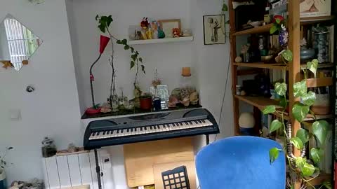 Snapshot of vivid_ether chatting on October 2025 12:38:01 PM Viv online show from October 2025 12:38:01 PM