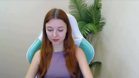 Vivien online show from December 2024 09:52:02 PM