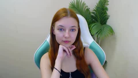 Vivien online show from March 2025 12:59:02 AM