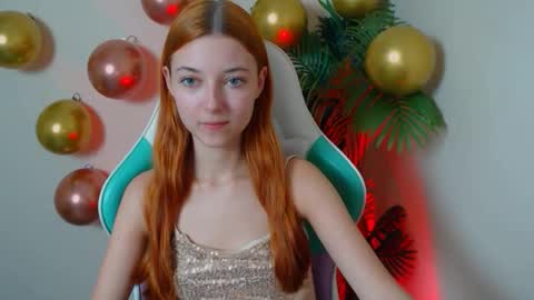 Vivien online show from October 2025 07:15:02 PM