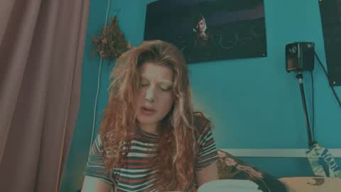Snapshot of viviendarkbloom chatting on June 2026 10:07:01 AM viviendarkbloom online show from June 2026 10:07:01 AM