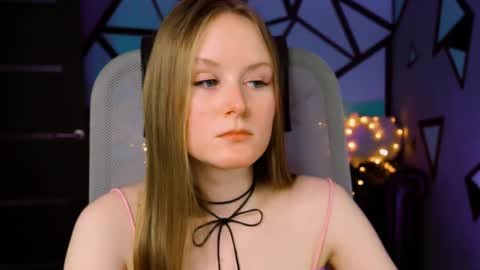 Vivien online show from January 2025 12:17:02 PM