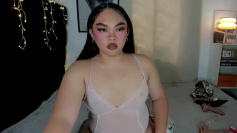 Snapshot of vivienne_monroe chatting on July 2026 01:22:01 AM vivienne_monroe online show from July 2026 01:22:01 AM