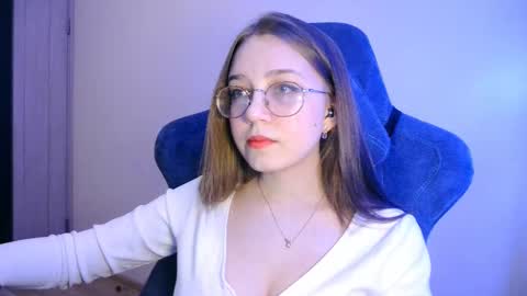 vivivivikkie online show from February 2026 09:57:02 PM