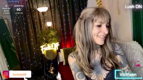 Snapshot of vivvixenxx chatting on May 2026 08:03:02 PM Vivvixenxx online show from May 2026 08:03:02 PM