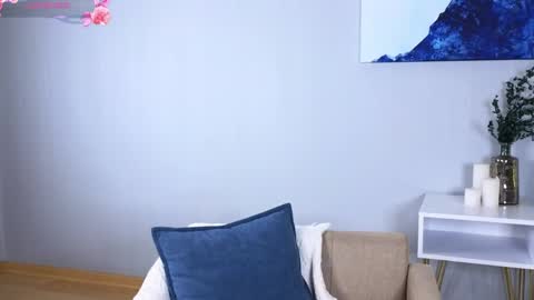 Snapshot of vixariaa chatting on April 2026 03:13:01 PM Victoria online show from April 2026 03:13:01 PM