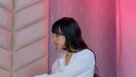 Snapshot of vixen_flutter chatting on April 2026 11:21:01 AM Vixen online show from April 2026 11:21:01 AM