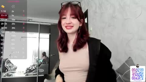 Snapshot of vixen_lab chatting on March 2026 09:25:01 AM Nika 18 . online show from March 2026 09:25:01 AM