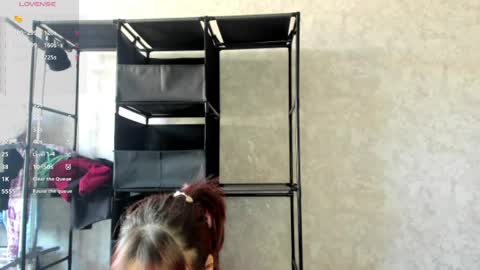 Snapshot of vixen_lab chatting on April 2026 07:19:01 AM Nika 18 . online show from April 2026 07:19:01 AM