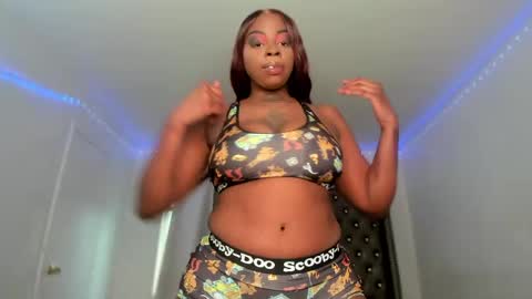 Snapshot of vixen_sasha chatting on April 2026 10:14:02 PM Sasha Malone online show from April 2026 10:14:02 PM