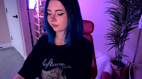 Snapshot of vixenp chatting on March 2026 06:29:02 PM Polly Online mostly at 9pm-2am UK Time online show from March 2026 06:29:02 PM