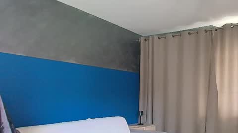 Snapshot of vixenvibesx chatting on January 2025 10:27:01 AM vixenvibesx online show from January 2025 10:27:01 AM