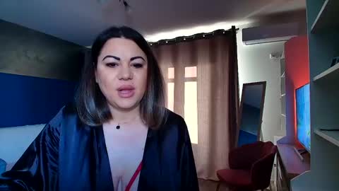 Snapshot of vixenvibesx chatting on January 2025 07:07:01 AM vixenvibesx online show from January 2025 07:07:01 AM