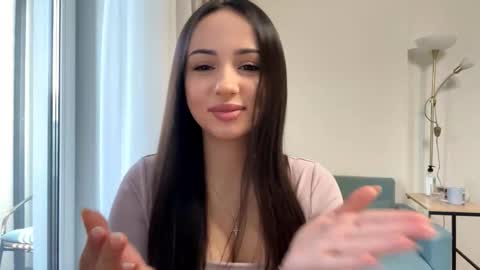 Snapshot of vixy_luna chatting on March 2026 02:01:02 PM Miss Mia online show from March 2026 02:01:02 PM
