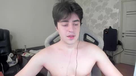 Snapshot of vlad1605 chatting on March 2026 01:17:01 PM Martin online show from March 2026 01:17:01 PM