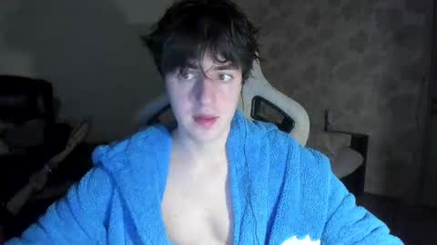 Snapshot of vlad1605 chatting on April 2026 06:05:02 PM Martin online show from April 2026 06:05:02 PM