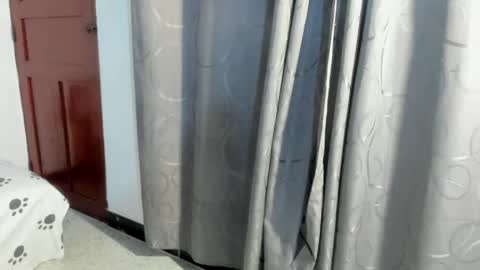 Snapshot of vlad__night chatting on May 2026 03:35:02 AM Vlad online show from May 2026 03:35:02 AM