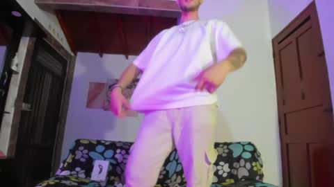 Snapshot of vlad__night chatting on May 2026 03:56:02 AM Vlad online show from May 2026 03:56:02 AM