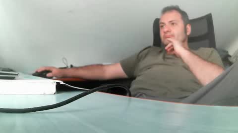 vladuhuh online show from March 2025 09:02:02 AM