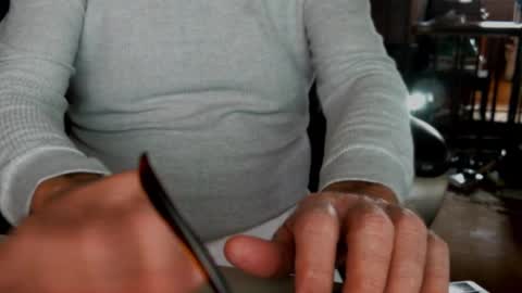 Snapshot of vnpg92 chatting on January 2025 04:30:02 PM vnpg92 online show from January 2025 04:30:02 PM