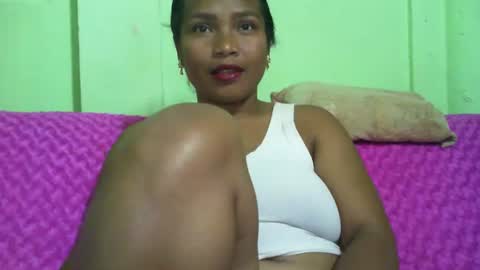 Snapshot of voagelle chatting on September 2025 05:51:01 PM voagelle online show from September 2025 05:51:01 PM