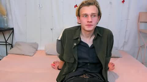 Snapshot of volan_starts chatting on January 2026 04:00:01 PM Dan online show from January 2026 04:00:01 PM