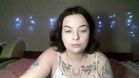 Volshebnik1302 online show from January 2025 05:20:01 PM