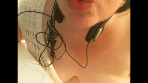 Snapshot of voluptuosaxl chatting on May 2026 10:16:02 PM Mary online show from May 2026 10:16:02 PM