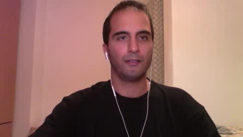 Snapshot of volve5 chatting on September 2025 09:48:02 PM volve5 online show from September 2025 09:48:02 PM