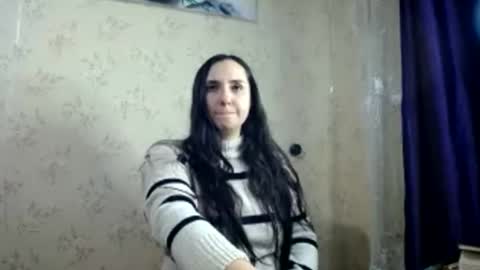 Snapshot of voulezvous_angel chatting on February 2026 04:18:01 PM voulezvous_angel online show from February 2026 04:18:01 PM