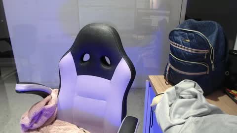 Snapshot of vr_099 chatting on April 2026 06:31:02 PM vr_099 online show from April 2026 06:31:02 PM