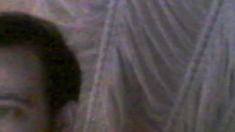 Snapshot of vredesbyrd5 chatting on January 2025 03:40:01 AM VRED online show from January 2025 03:40:01 AM