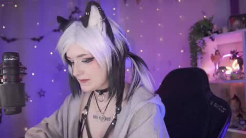 Snapshot of vronnier chatting on February 2026 04:22:02 PM vronnier online show from February 2026 04:22:02 PM