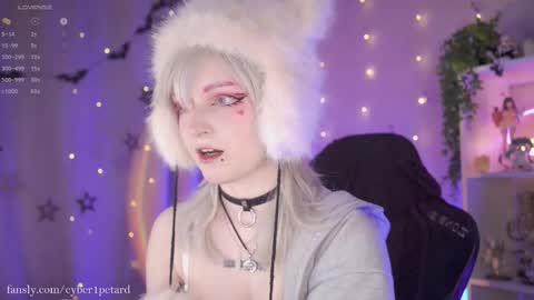 Snapshot of vronnier chatting on February 2026 03:31:01 PM vronnier online show from February 2026 03:31:01 PM