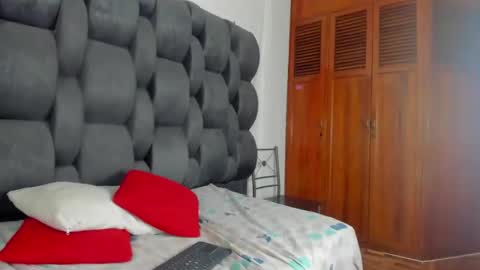 Snapshot of vsalomeper chatting on October 2025 08:09:02 PM salome online show from October 2025 08:09:02 PM
