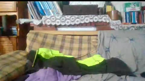 Snapshot of vuda77 chatting on January 2025 06:25:01 PM oscar online show from January 2025 06:25:01 PM