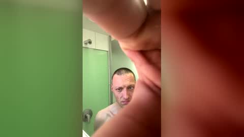 Snapshot of vulvanator0815 chatting on March 2026 05:33:01 AM vulvanator0815 online show from March 2026 05:33:01 AM