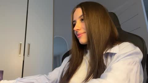 Arina online show from March 2026 09:06:02 AM