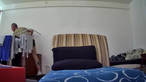 Snapshot of vype121 chatting on April 2026 10:57:02 AM vype121 online show from April 2026 10:57:02 AM