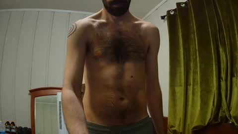 w0lf_359 online show from December 2024 05:27:02 AM