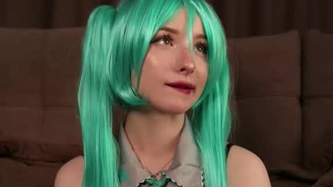 Snapshot of w1xll chatting on October 2025 04:20:01 AM Nana online show from October 2025 04:20:01 AM