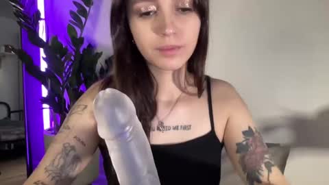 Snapshot of w33d7 chatting on March 2025 10:42:01 PM Alice Before pvt write to me in PM online show from March 2025 10:42:01 PM