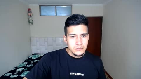 Snapshot of wade_wil chatting on May 2026 08:39:02 PM wade and antonella online show from May 2026 08:39:02 PM