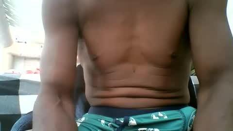 Snapshot of waleswusup chatting on November 2025 05:39:02 PM Champion Lover online show from November 2025 05:39:02 PM